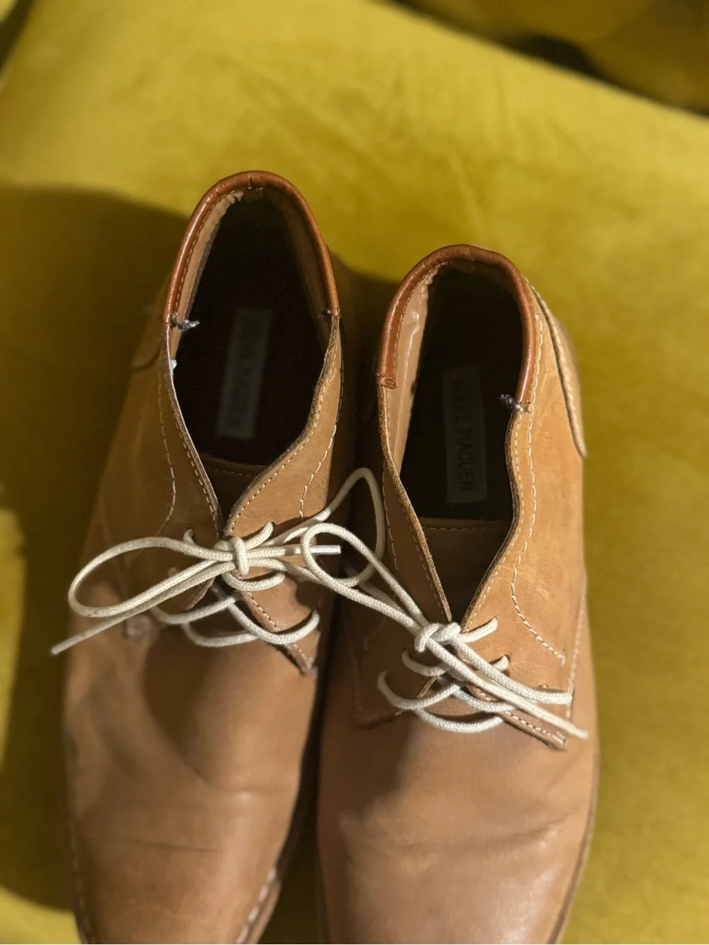 Steve Madden Men's Brown Leather Chukka Boots with Contrast Laces